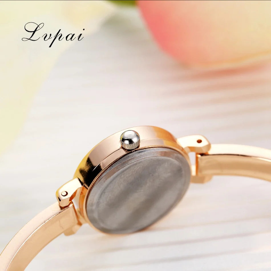 Women Watch - admstore
